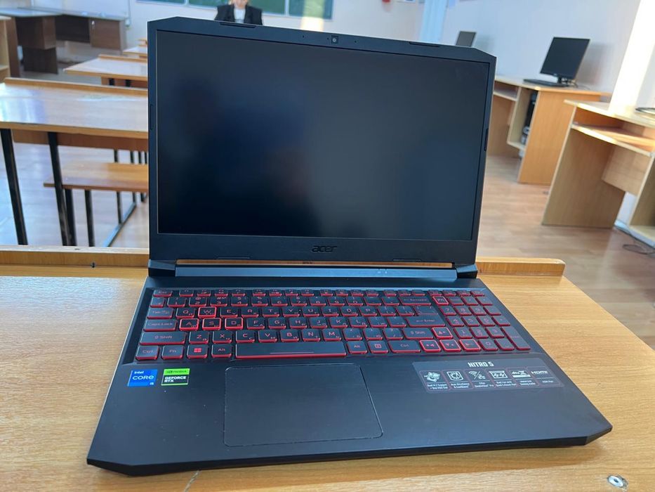 Acer nitro 5 с документами и с коробкой