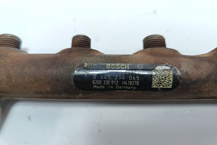 Rampa injectoare 8200330912 Renault Trafic a 2-a generatie