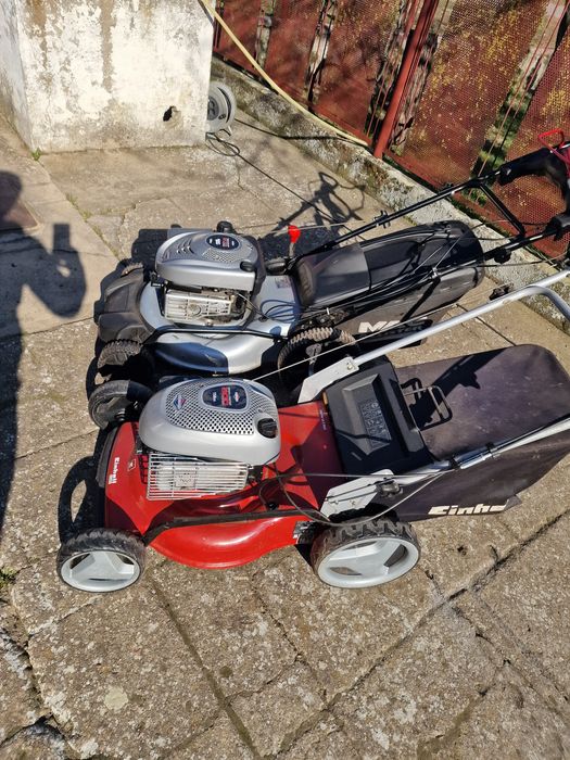 Masina de tuns iarba gazonul