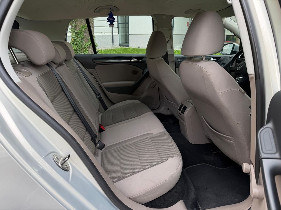 Golf 6 •1.6tdi •navi android •clima•volanta noua