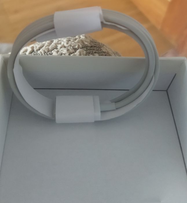 Продам Airpods 2