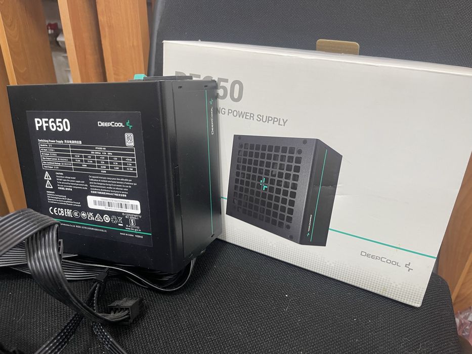 блок питания DeepCool PF650.