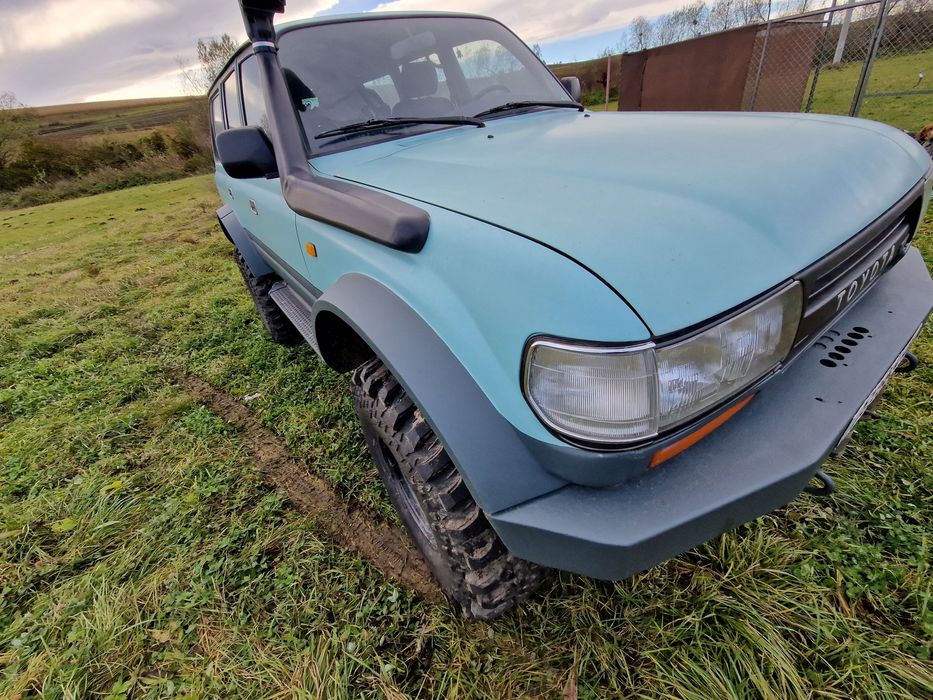 Land cruiser HZJ 80 Variante Schimb cu barca