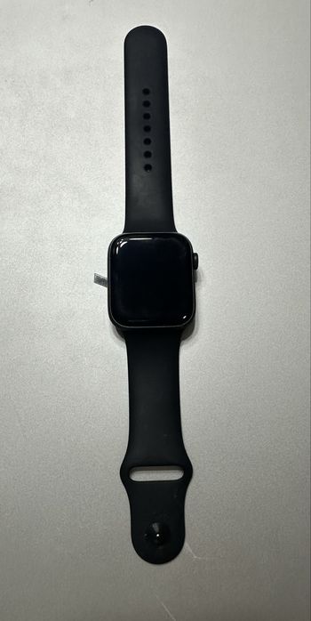 Apple Watch Series 5 44 мм