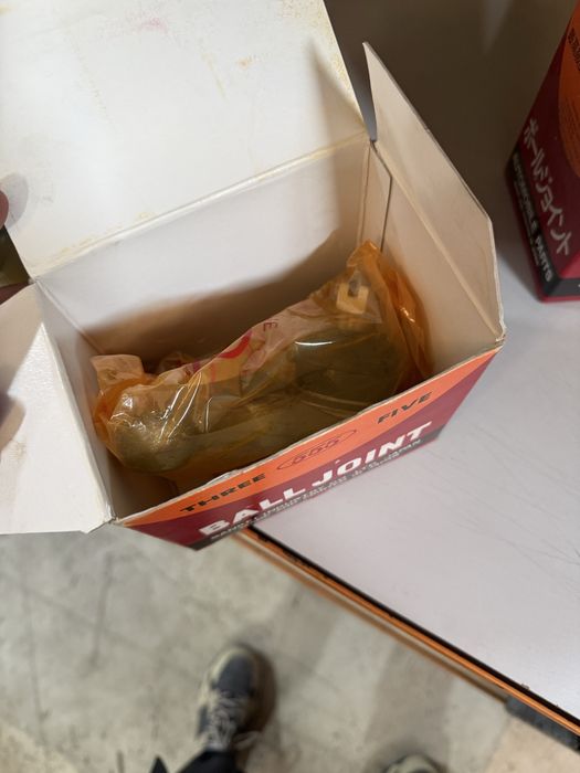 Шаровые опоры на делику