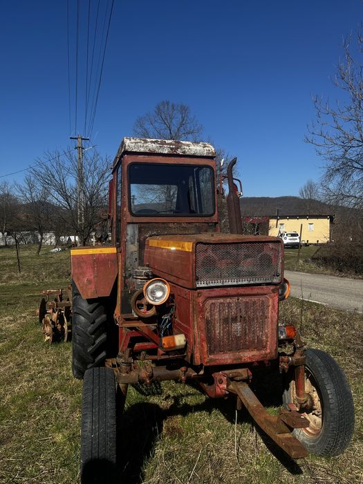 Tractor U445 de vanzare