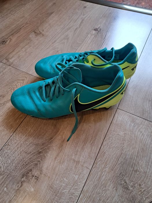 Ghete nike tiempo