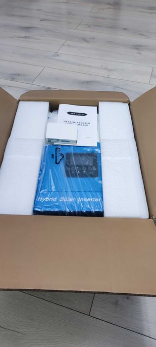 Invertor 6.2kw Hybrid EASUN 500V WIFi 120A 48V NOU - Putere 6200 Wati