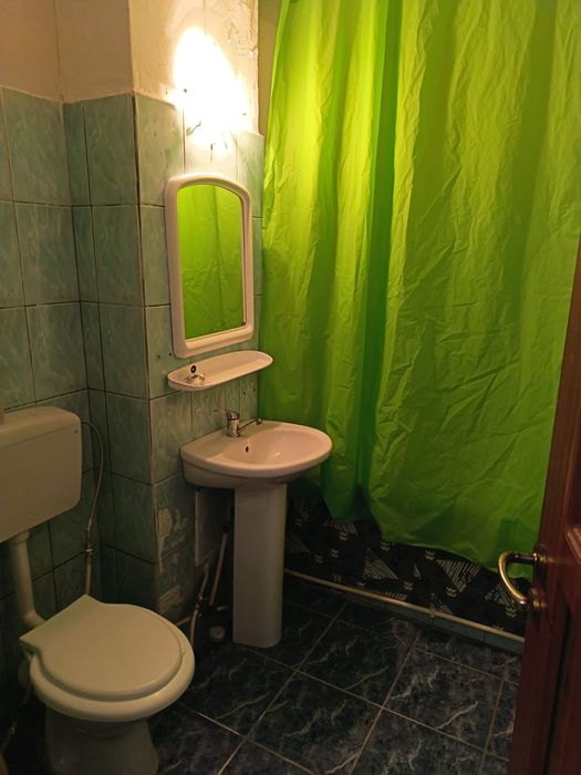 Apartament 3 camere de închiriat