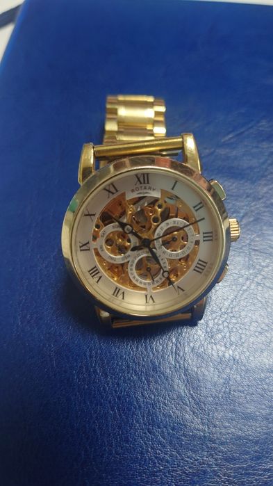 Продам часы Rotary