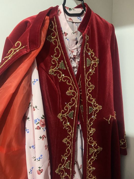 бешпет кажекейымен көйлек бесплотно