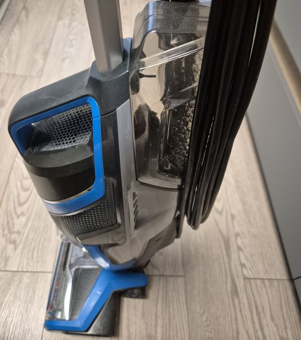 Aspirator cu spalare Bissell crosswave