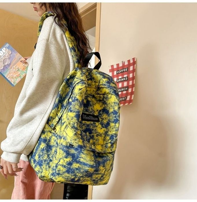 Рюкзак женский мужской молодежный водонепроницаемый вместительный