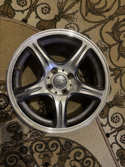 Продам диски новые и б/у