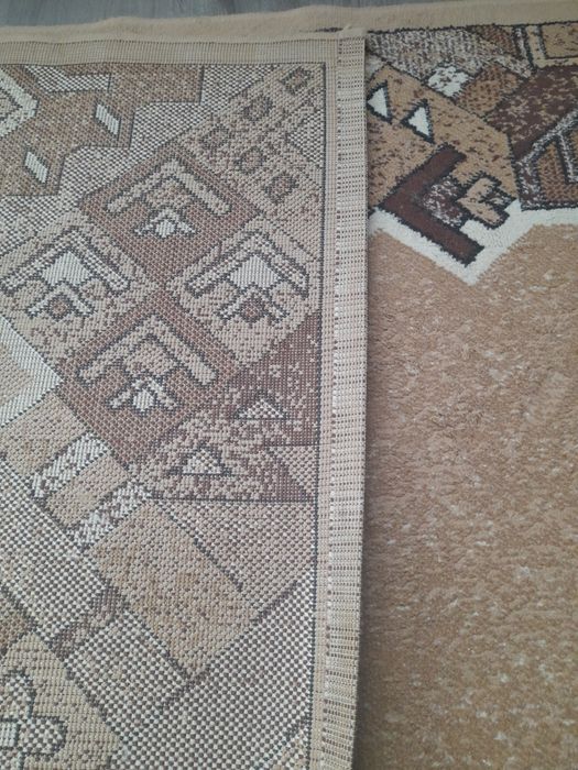 Запазени употребявани килими и пътеки