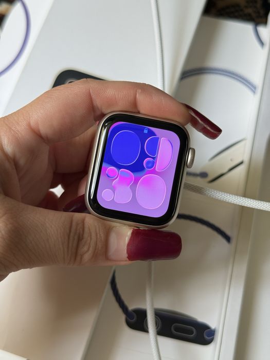 Продам часы Смарт-часы Apple Watch