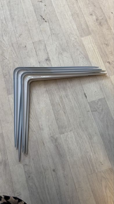 Уголки кронштейны