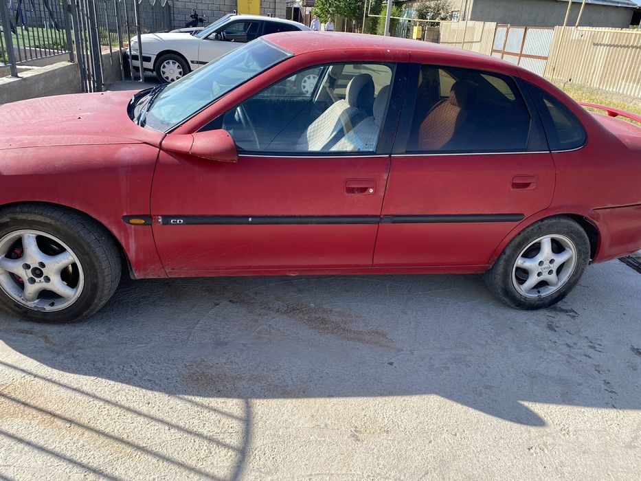 Опель вектра Б 1996 год