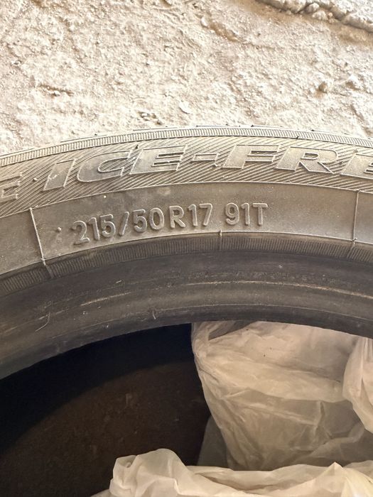 продам шины 215/50/R17