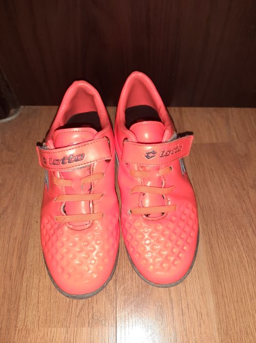 Обувки за футбол