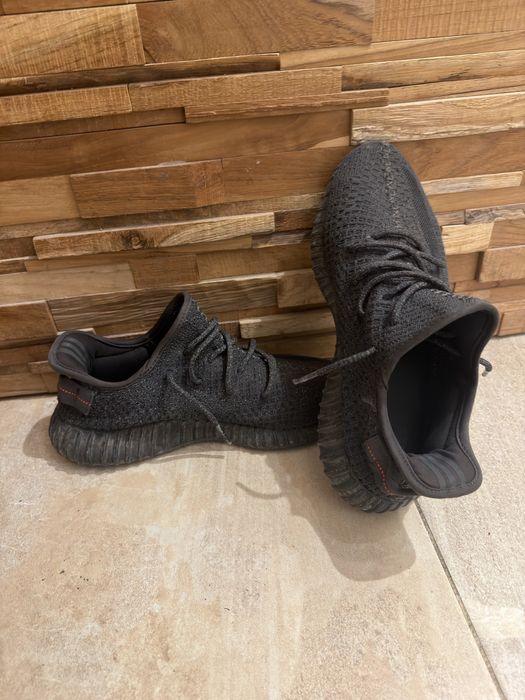 Yeezy 350 обувки