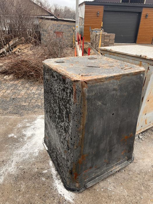 Продам Мусорный бак