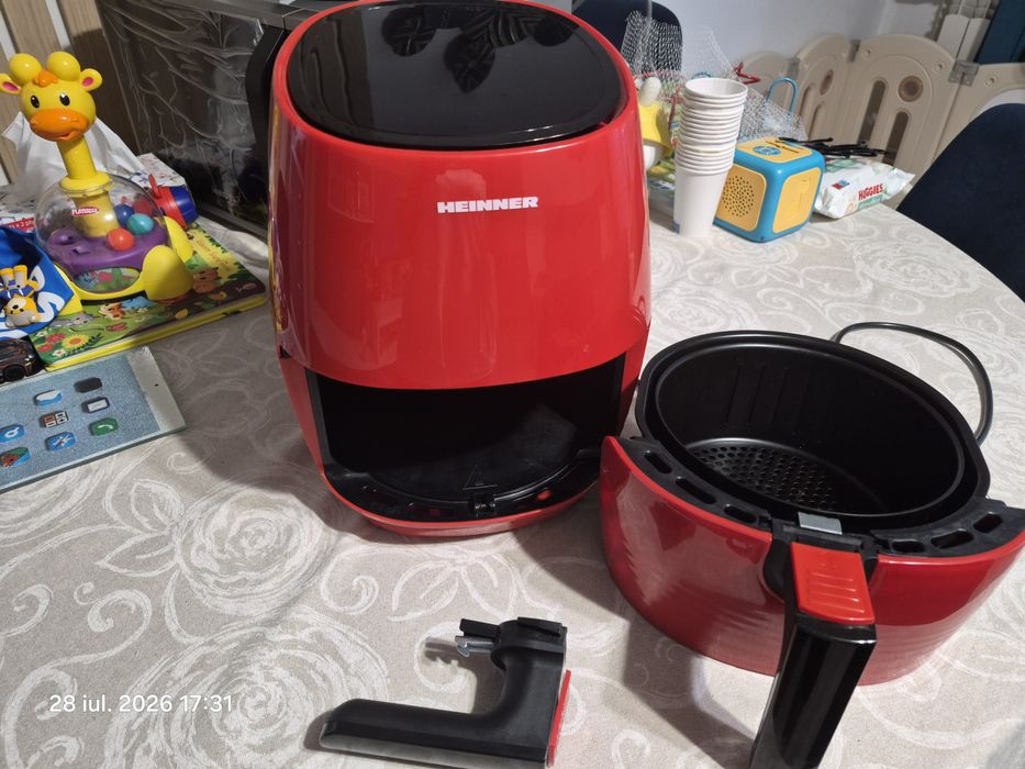 Friteuza cu aer cald Heinner AirFryer Nelle Digital RD HAF-1250DRD