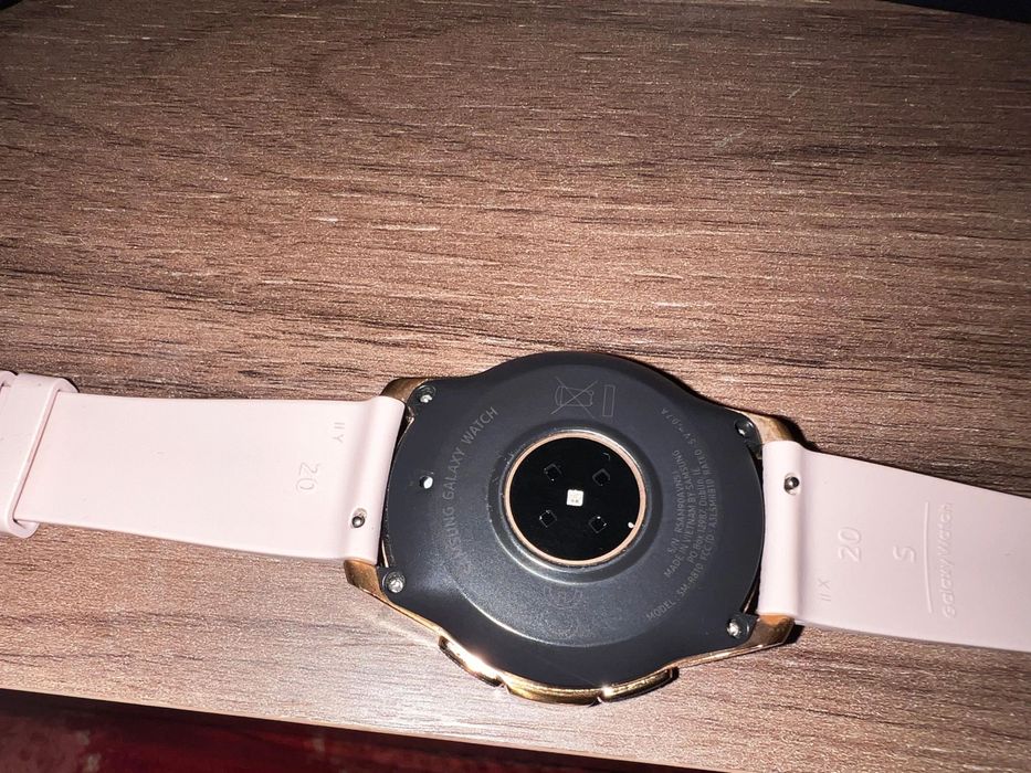 Samsung Galaxy Watch, 42 мм, Rose Gold