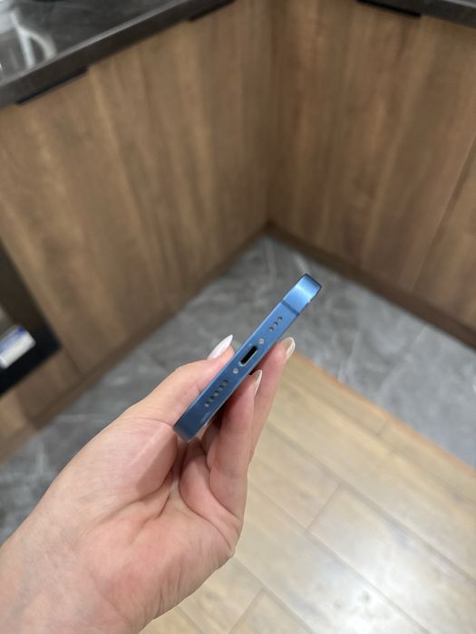 Iphone  13 128Gb без ремонта