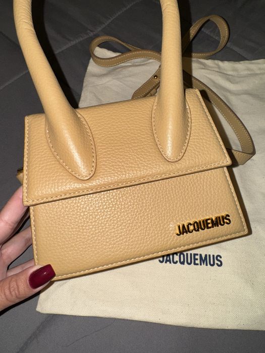 Geanta Jacquemus stare fff buna