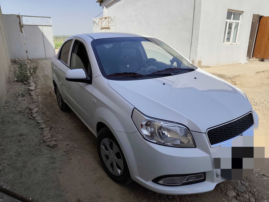 Продается nexia 3