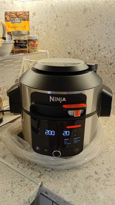 Ninja Foodi SmartLid OL550EU 11-в-1 | Не е използван | Пълен комплект