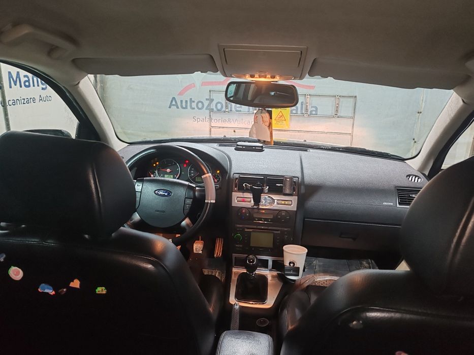 Vând Ford Mondeo 2.0 TDCI