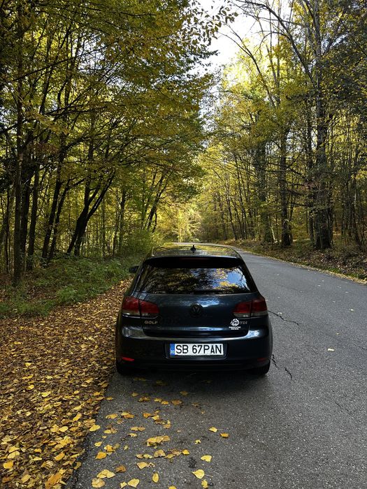 VOLKSWAGEN Golf 2011 — imagine 4