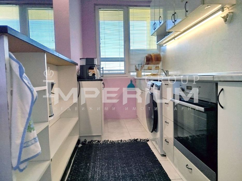 Дава се под наем Двустаен апартамент в Варна, Чайка - 70 кв.м за 612 € - Снимка #1