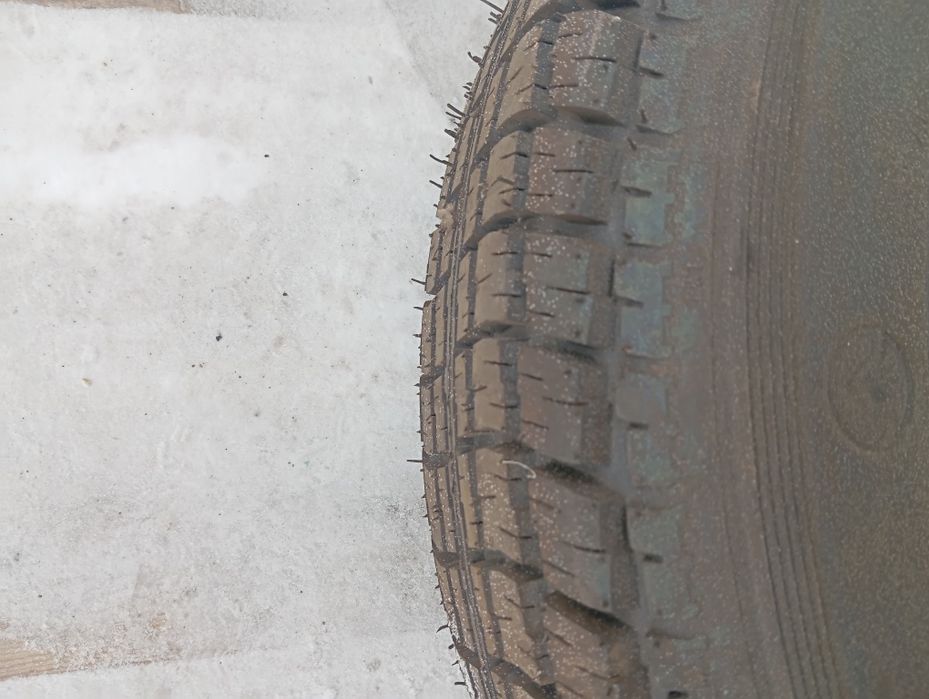 Продам летнюю резину