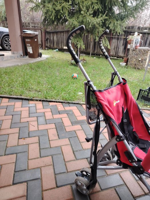 Cărucior sport tip umbrela