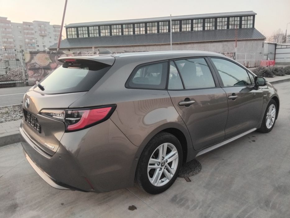 Toyota corolla 1.8 benzina + hibrid  2021 RAR efectuat carte Ro