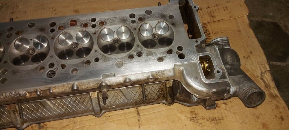 Запчасти от двигателя М50В25