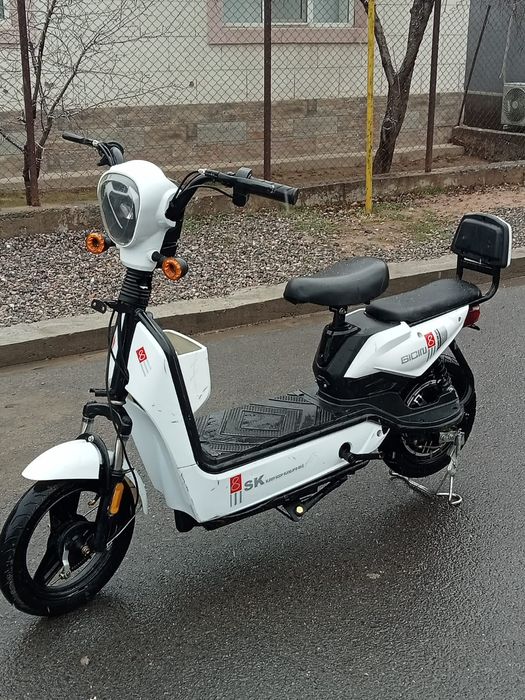 Электронной скутер