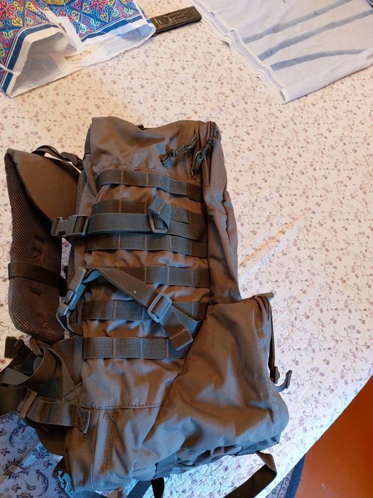 Рюкзаки 100л,50л,10л