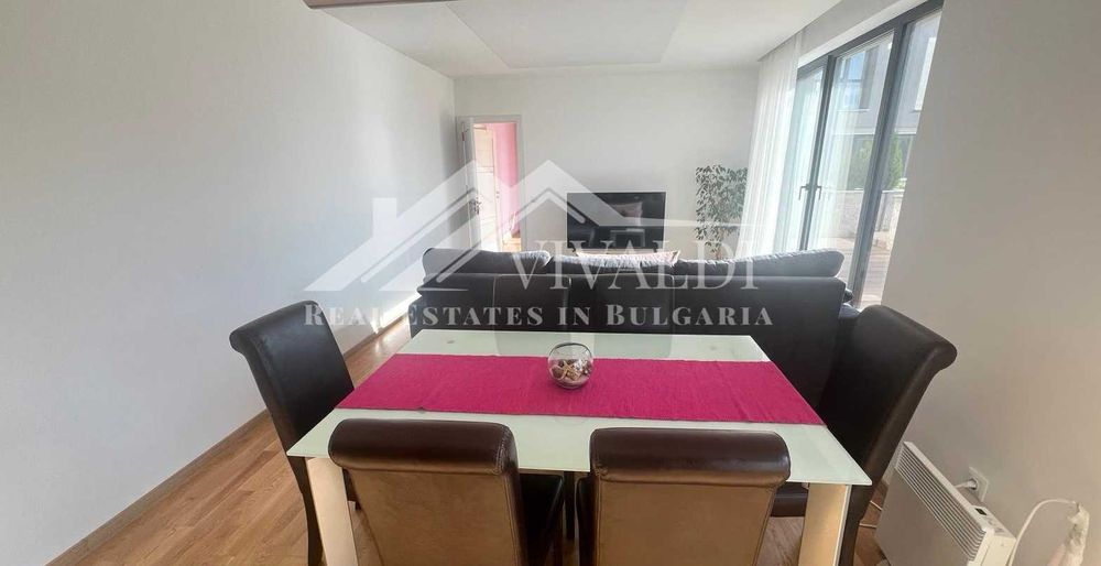 Продава се Четиристаен апартамент в Варна, Бриз - 140 кв.м за 1348 €/кв.м - Снимка #2
