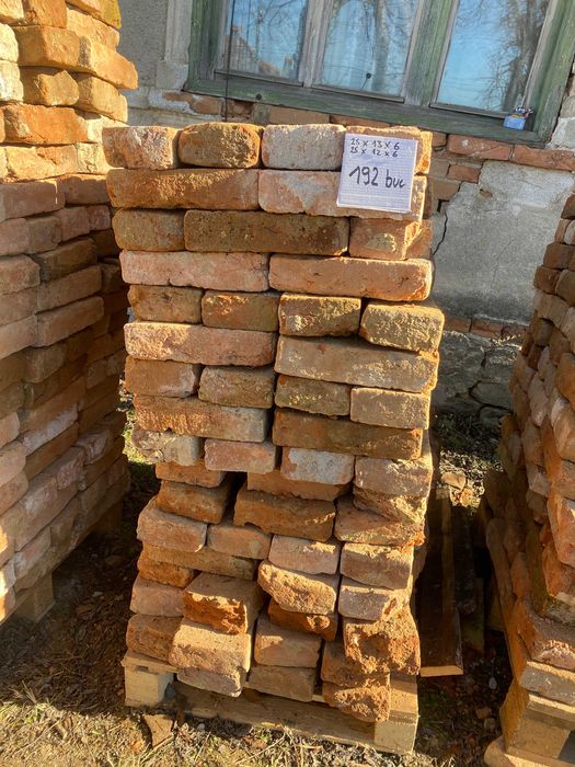 Vand Cărămidă făcută manual, de bună calitate (26x13x6 + 30x15x5)