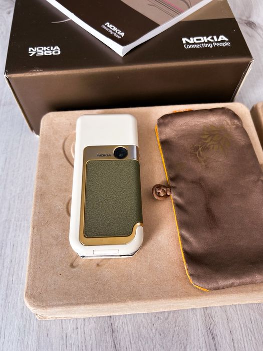 Nokia 7360  L’ amour Full Box  Rar impecabil  la cutie