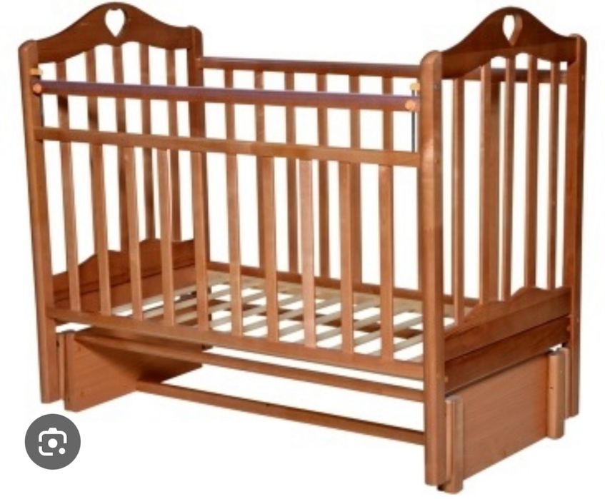 Продам кроватку б/у