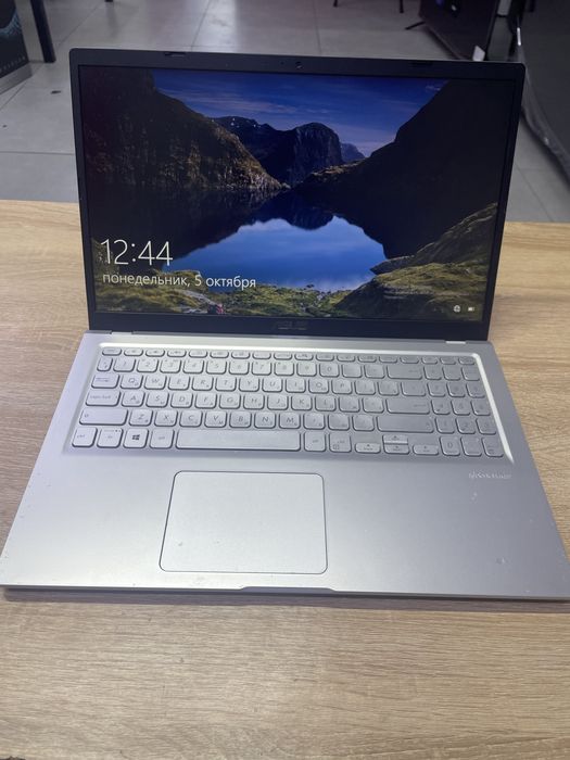 Ноутбук Asus