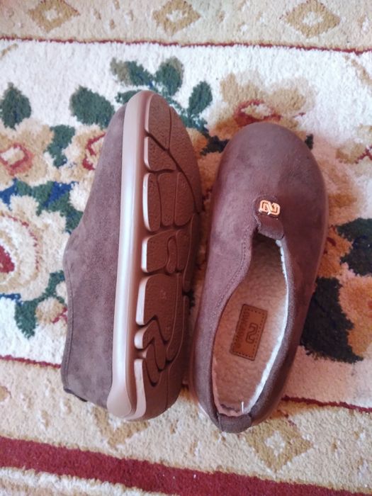 Oyoq kiyimi orginal yangi