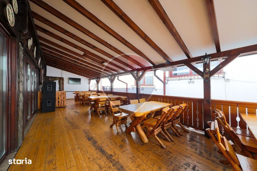 Pensiune cu restaurant și spații comerciale, central Râșnov