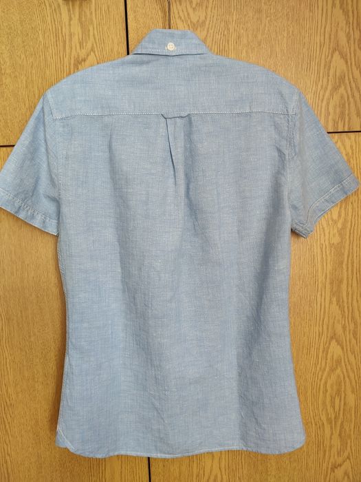 Риза с къс ръкав