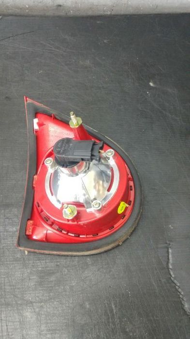 Stop tripla lampa dreapta haion vw golf 5 1k1 28508004 285002